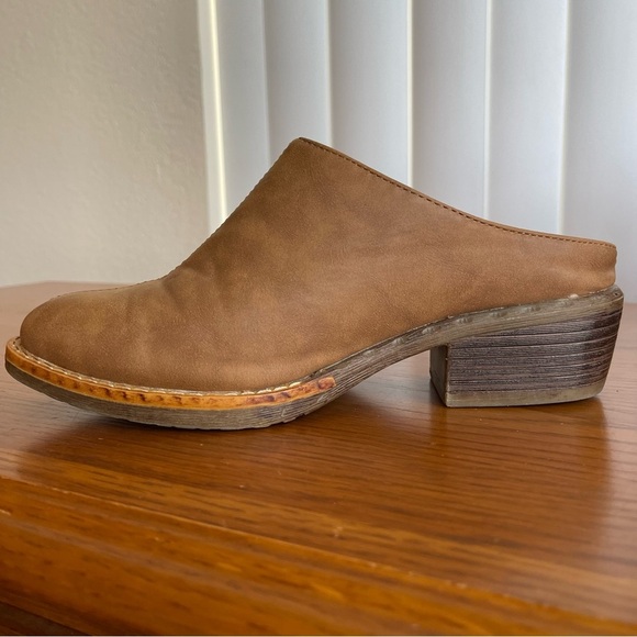 American Rag Segovia Mule Clog Color Saddle Size 7 - Picture 3 of 13